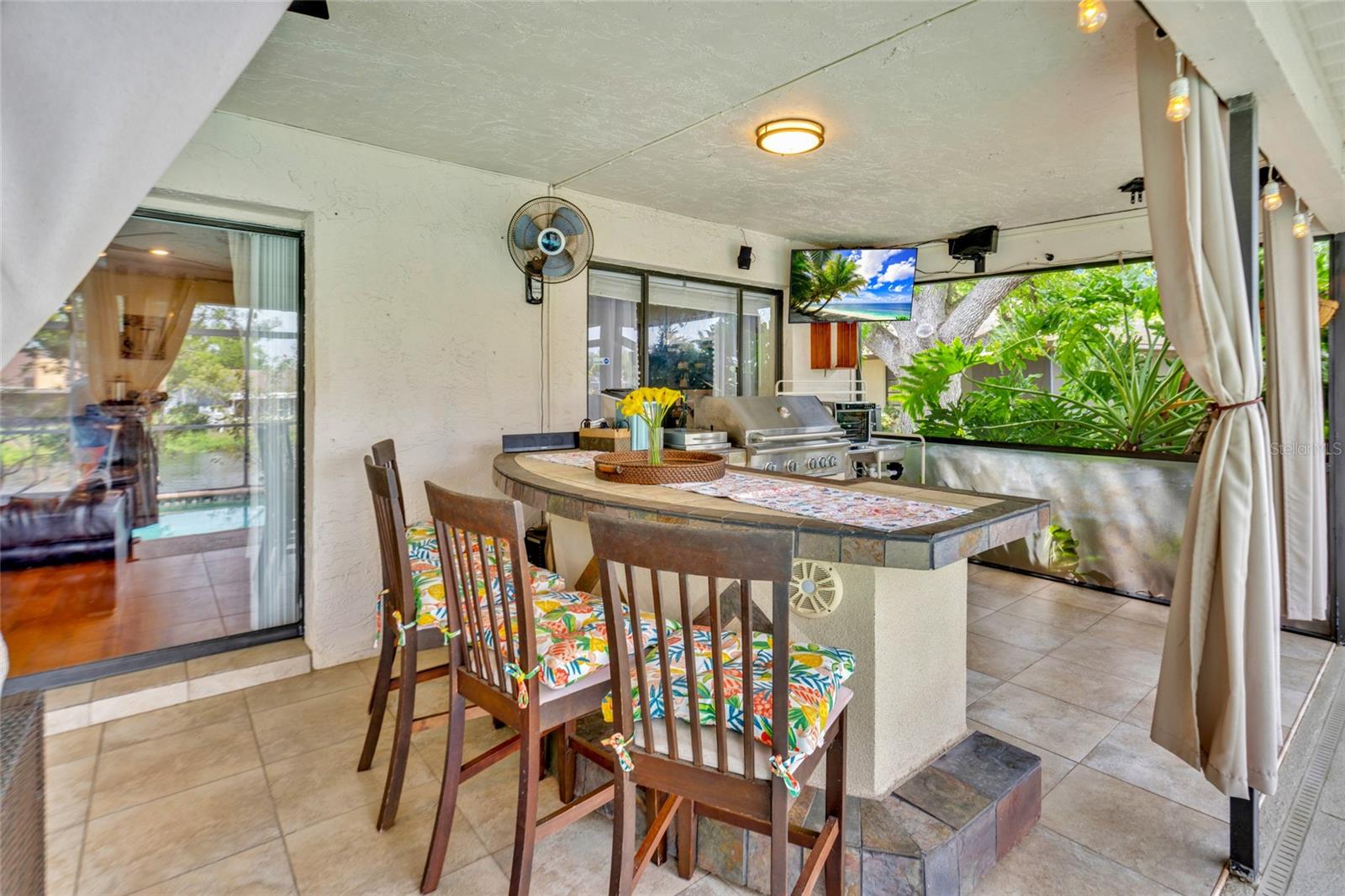 UNIVERSITY PINES - Residential