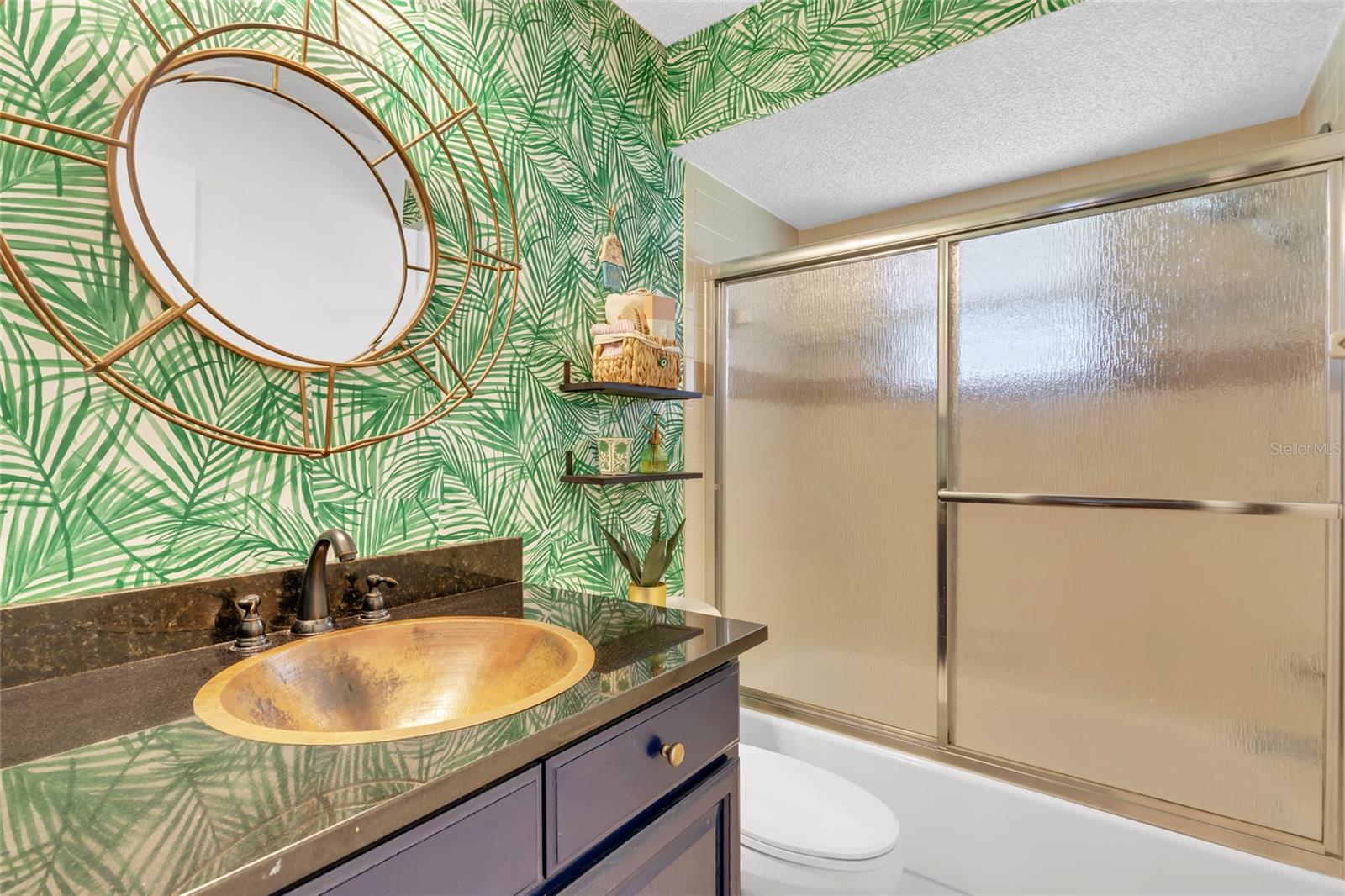 UNIVERSITY PINES - Residential