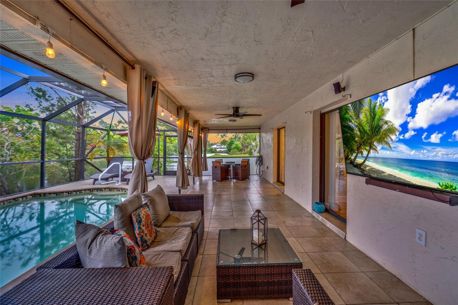 UNIVERSITY PINES - Residential