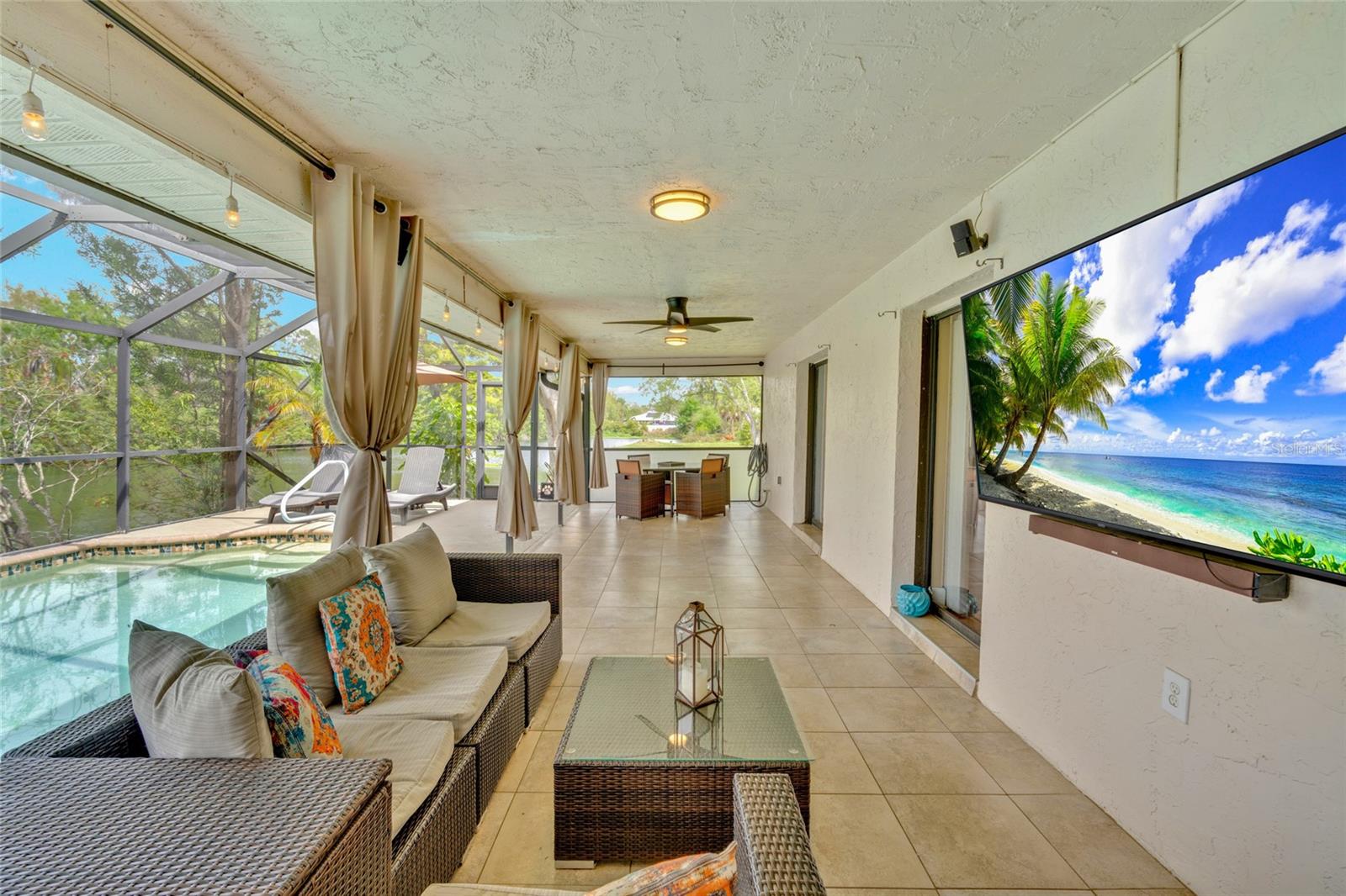 UNIVERSITY PINES - Residential