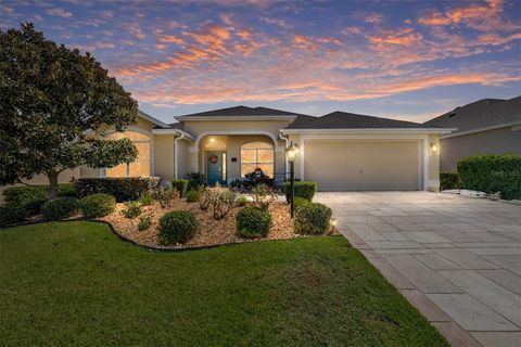 Photo of 2739 Midland Terrace, The Villages, FL 32162 (MLS # G5102204)