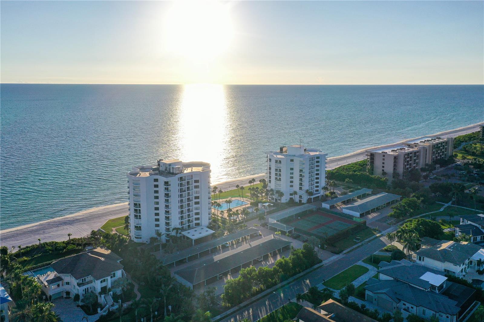 PRIVATEER SOUTH - Residential
