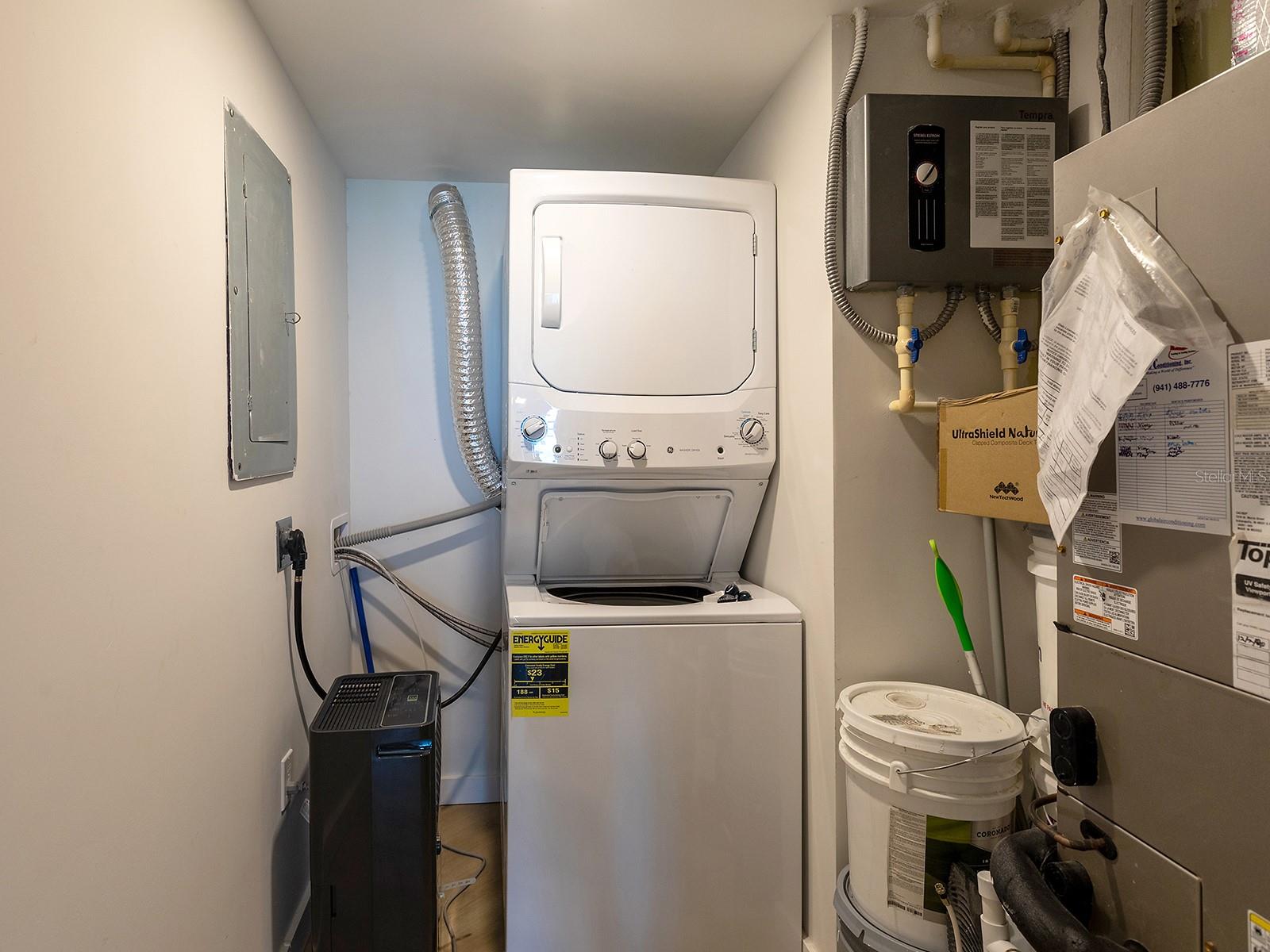 CRYSTAL SANDS 2 - Residential