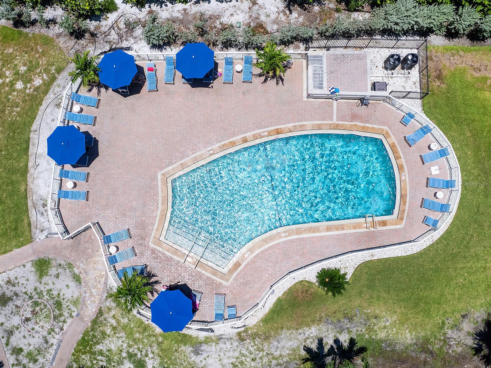 CRYSTAL SANDS 2 - Residential