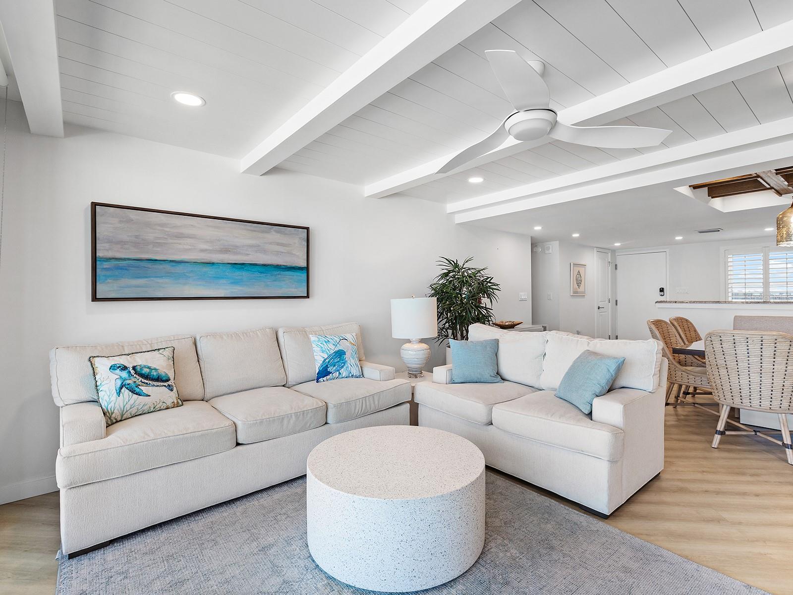 CRYSTAL SANDS 2 - Residential