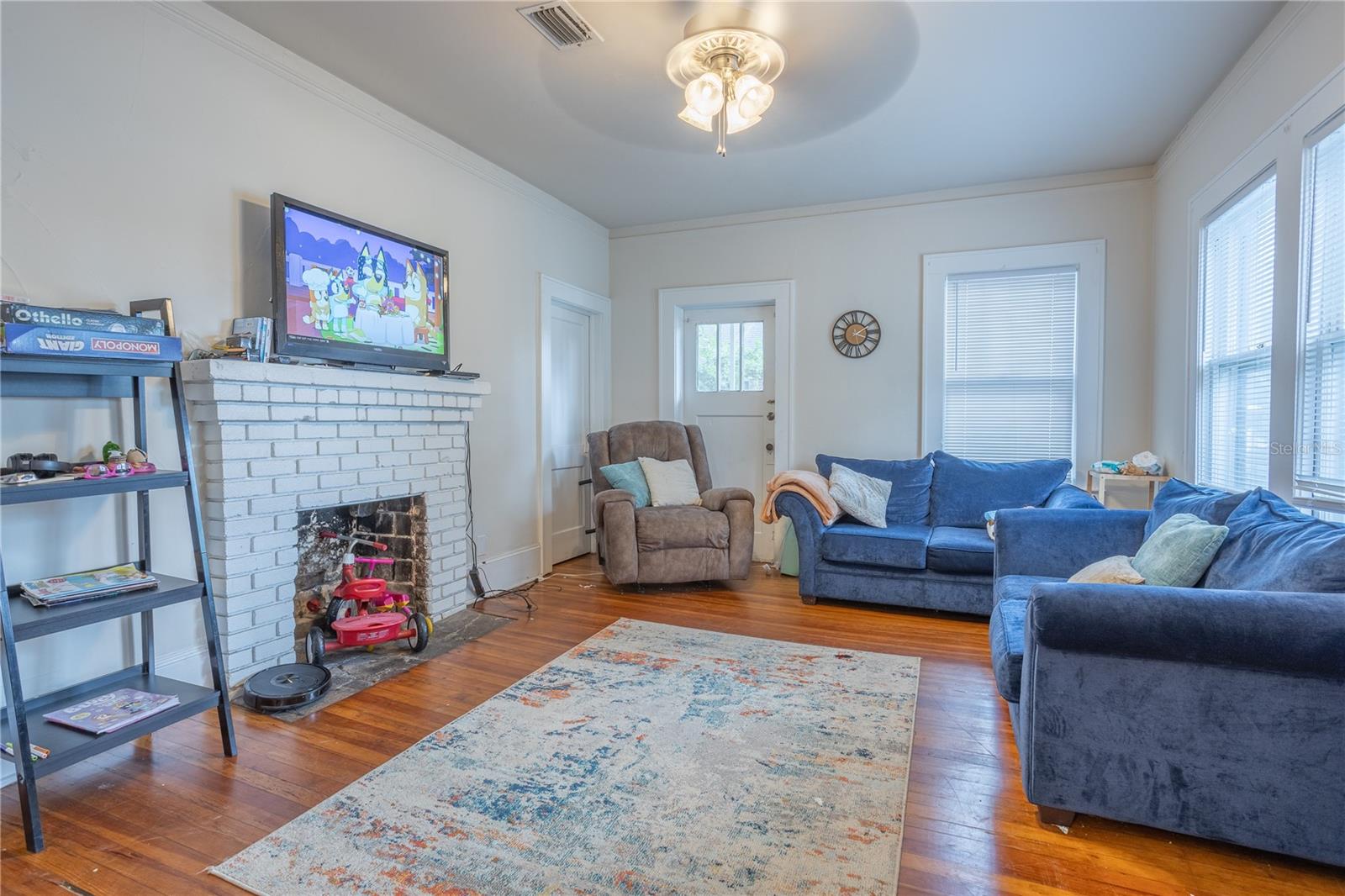 119 NW 11TH STREET