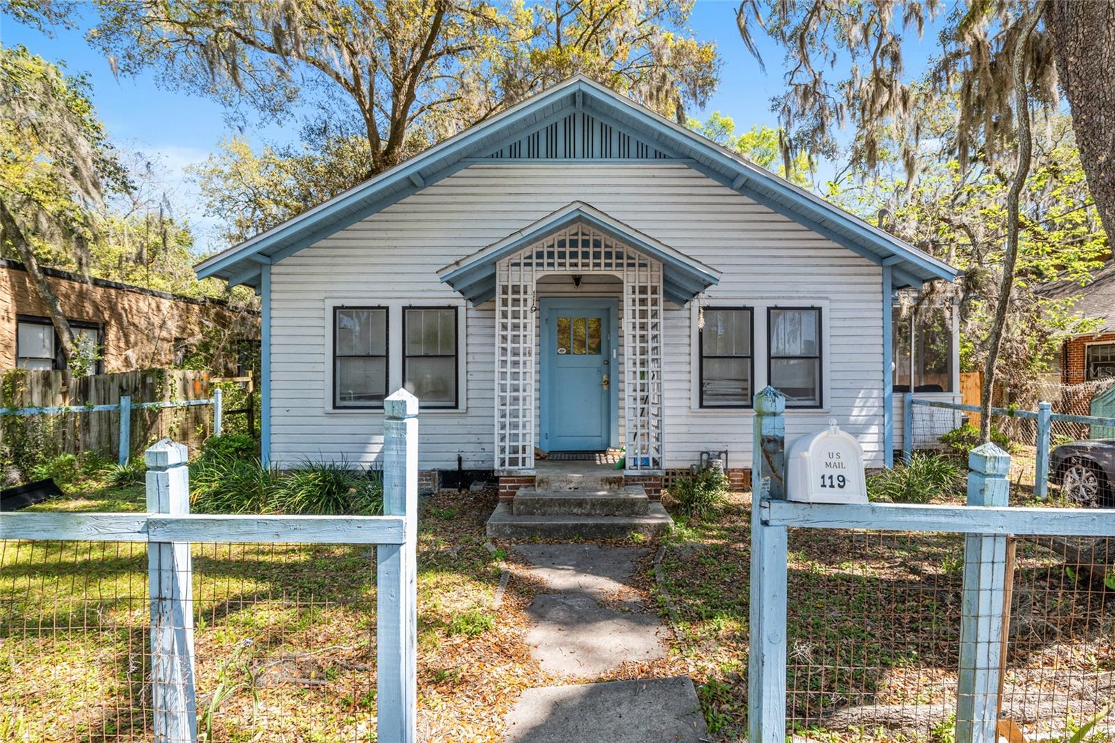 119 NW 11TH STREET