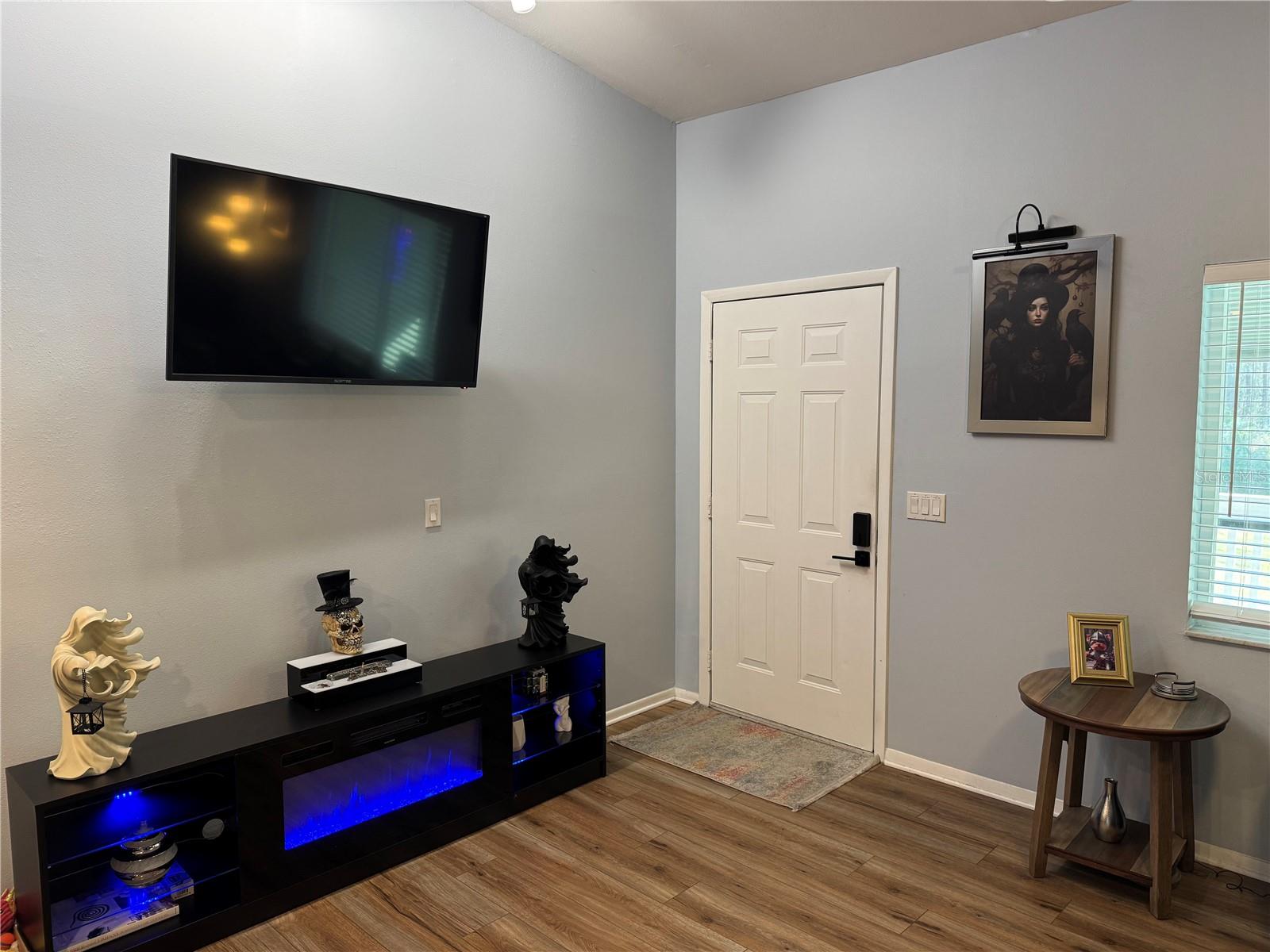 PARADISE LAKES RESORT CONDO - Residential