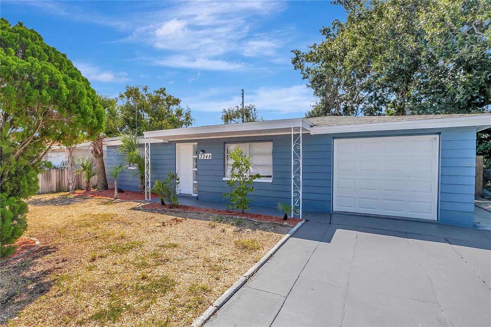 BEACON SQUARE - Residential