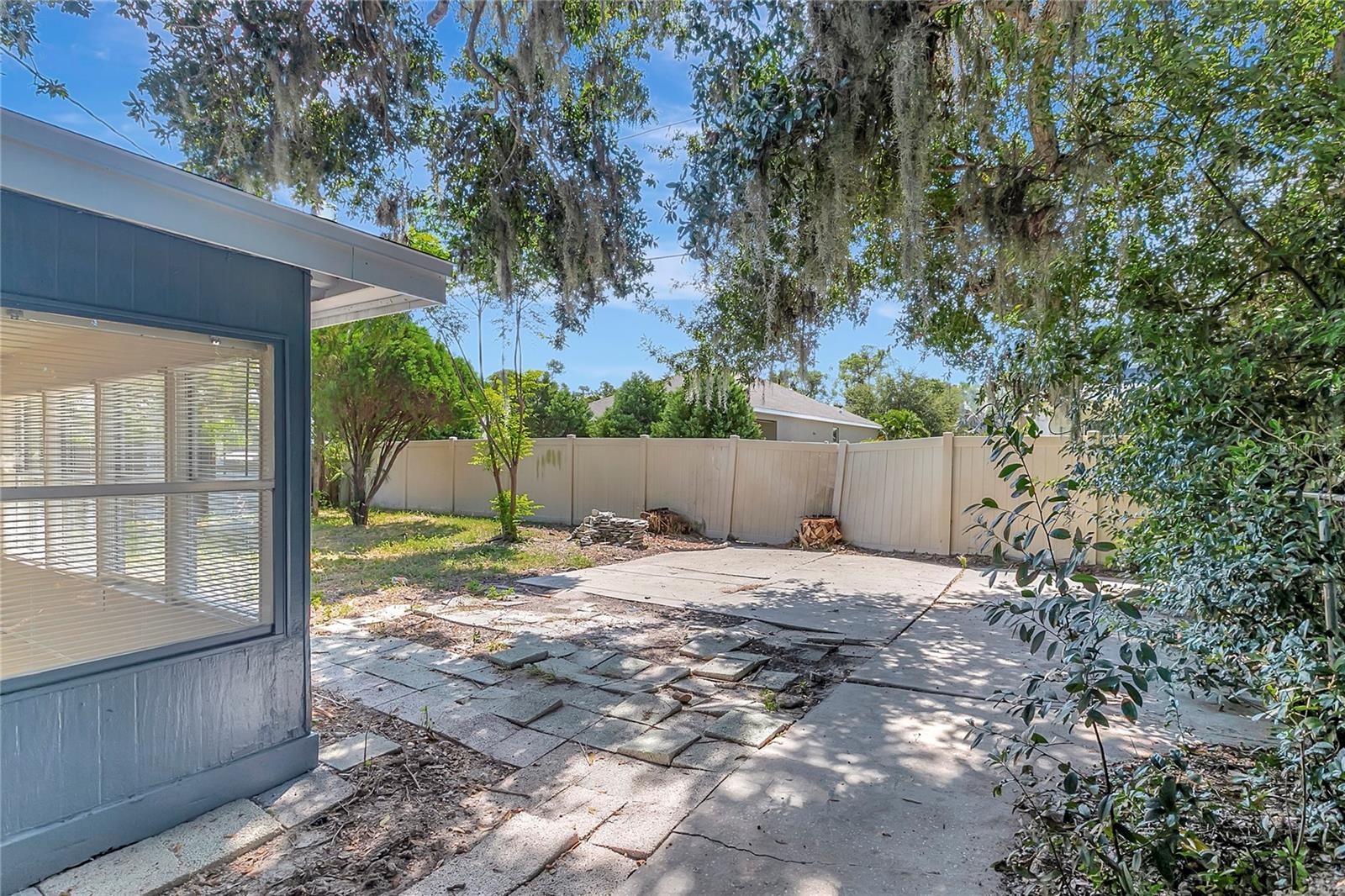 BEACON SQUARE - Residential