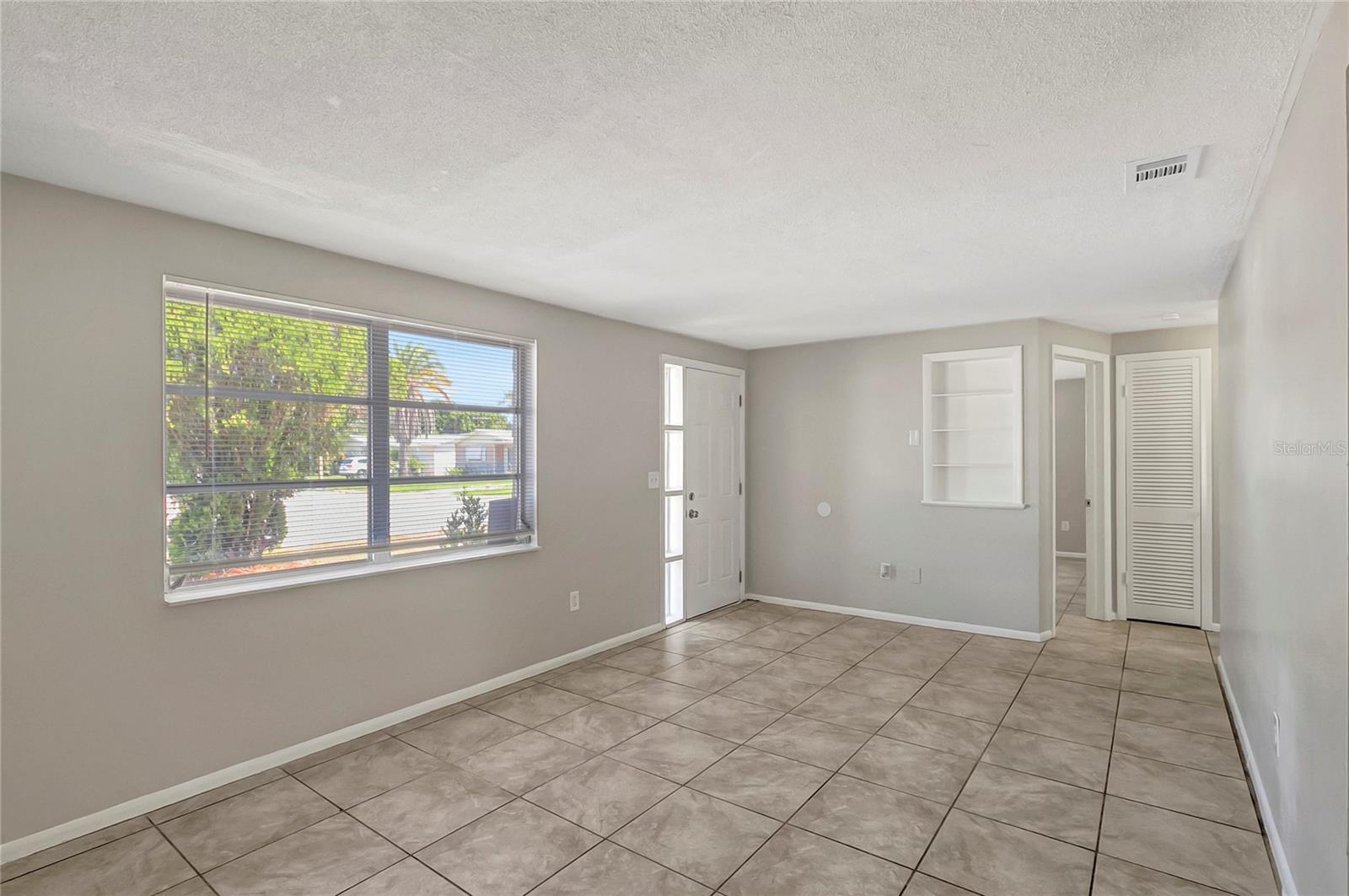 BEACON SQUARE - Residential