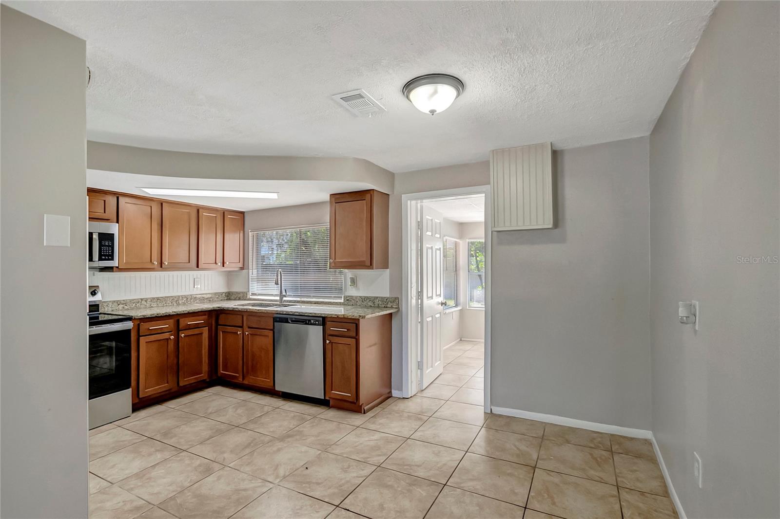 BEACON SQUARE - Residential