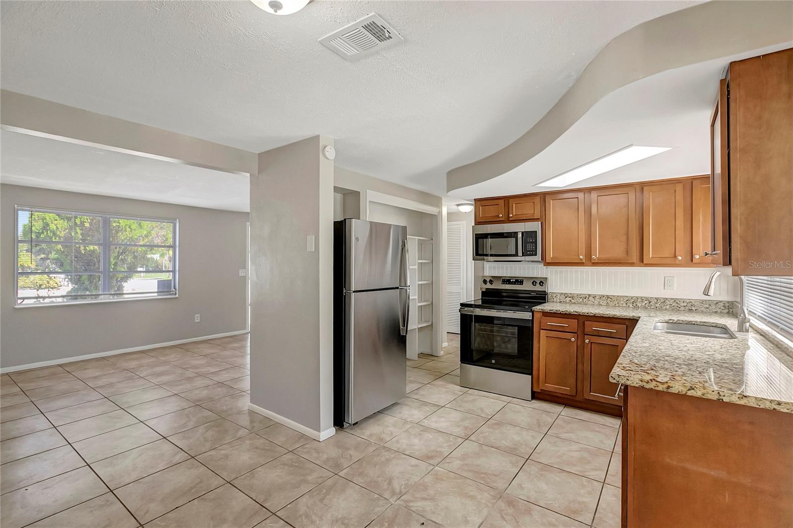 BEACON SQUARE - Residential