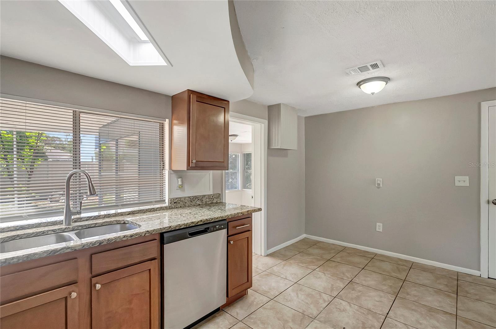 BEACON SQUARE - Residential