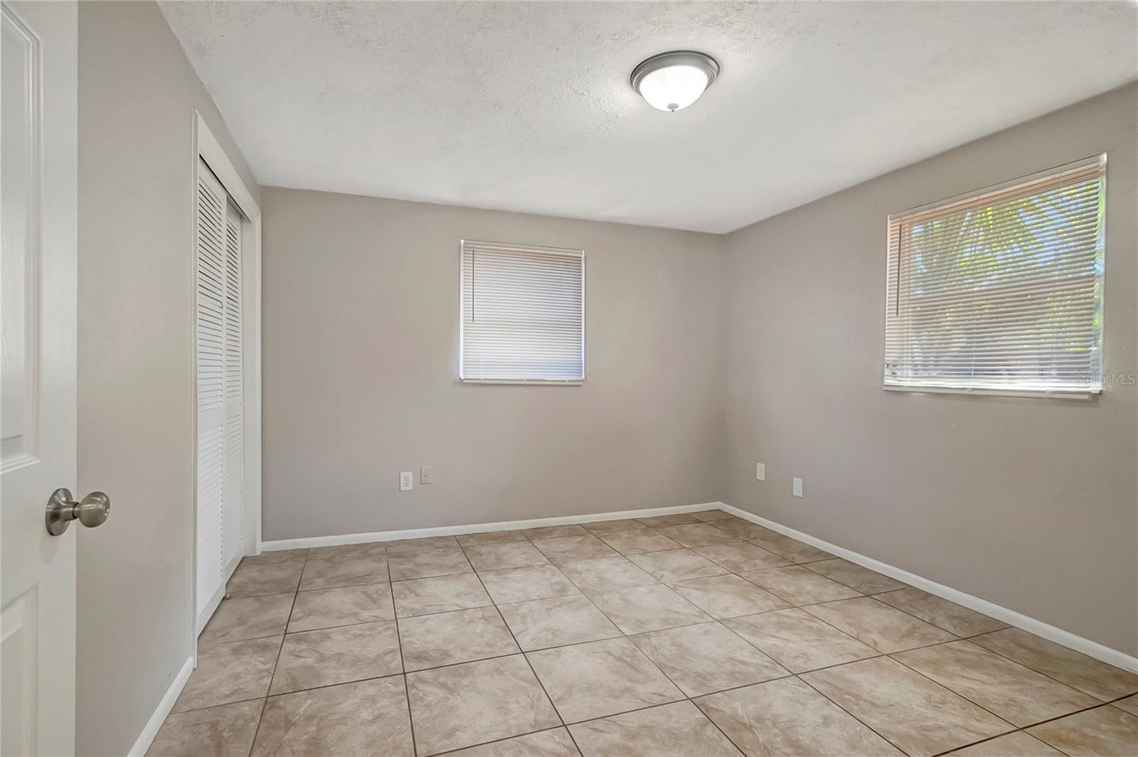 BEACON SQUARE - Residential