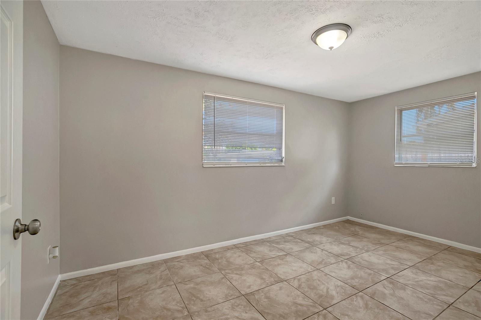 BEACON SQUARE - Residential