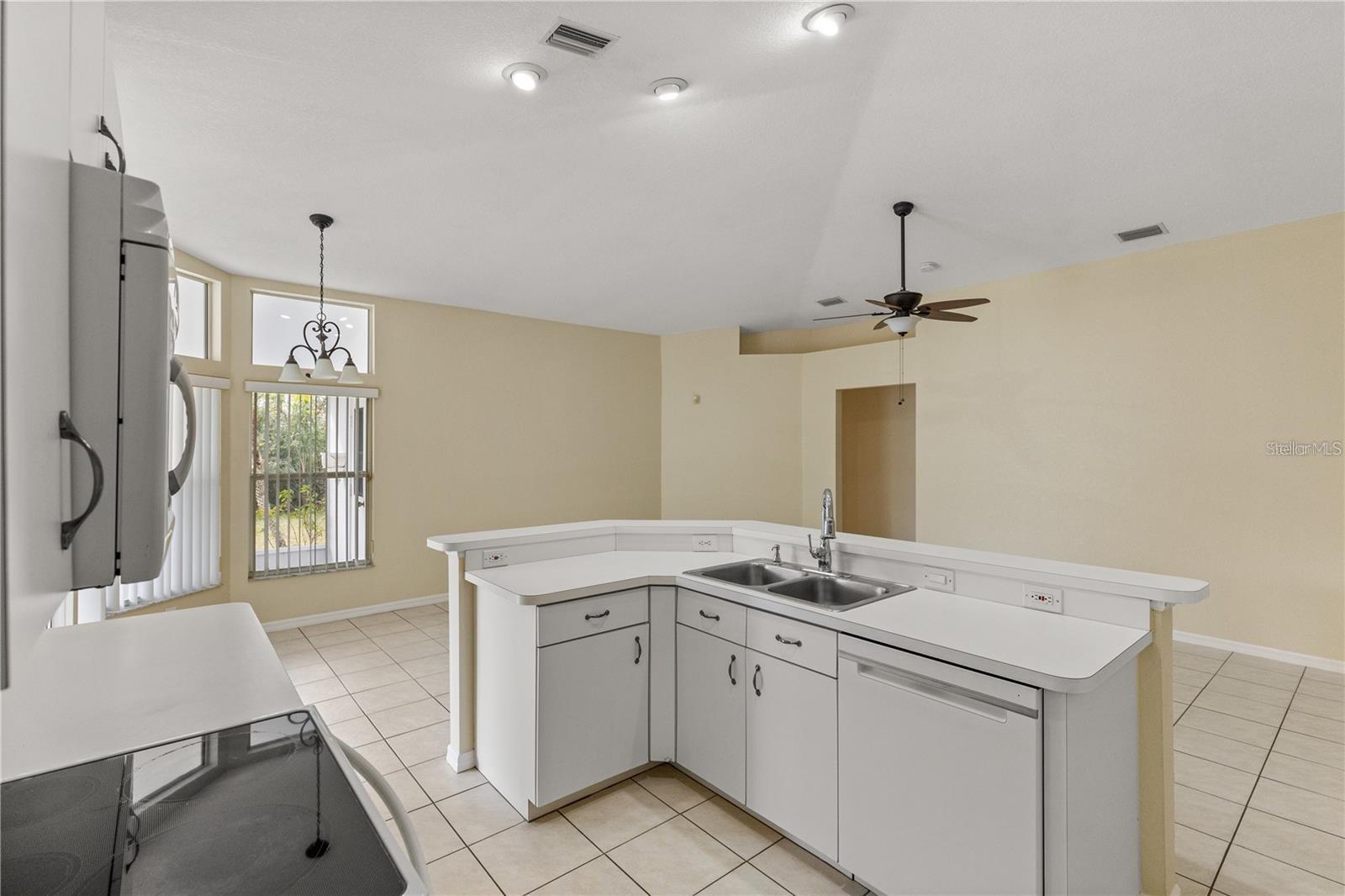 PORT CHARLOTTE SUB 11 - Residential Lease