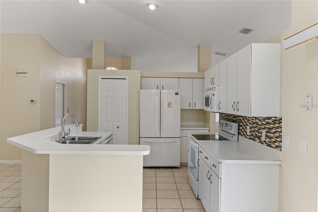 Photo of 3915 Fonsica Avenue, North Port, FL 34286 (MLS # O6311632)