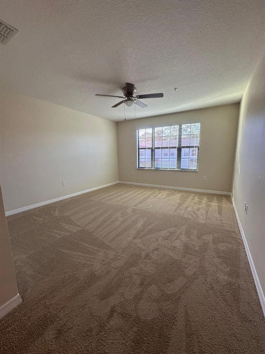 OAK RIDGE PLACE - Residential Lease