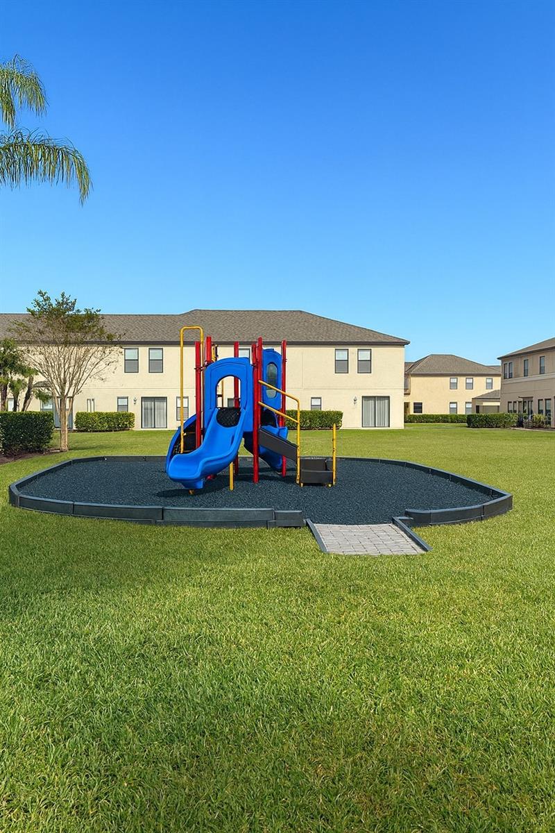 OAK RIDGE PLACE - Residential Lease