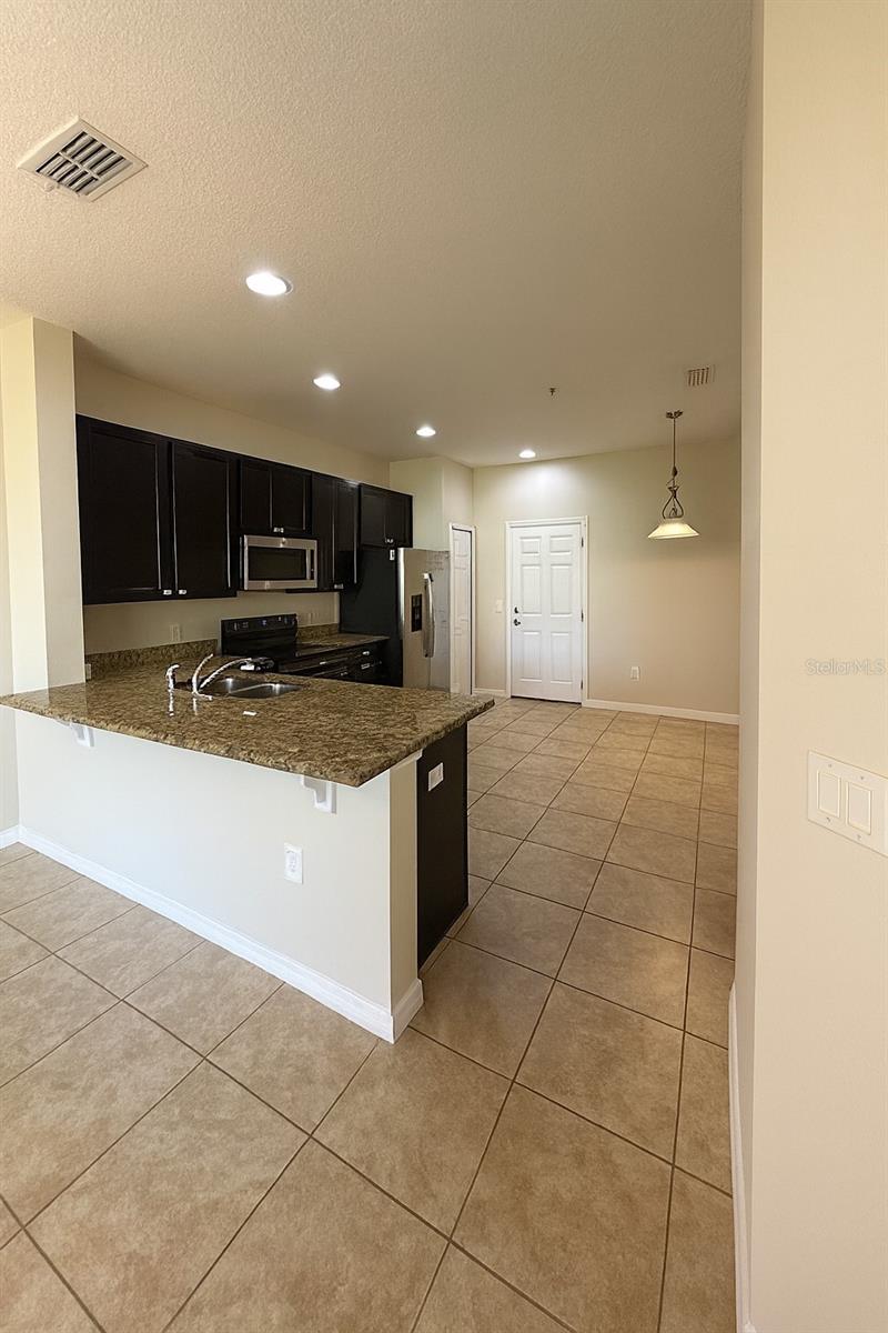 OAK RIDGE PLACE - Residential Lease