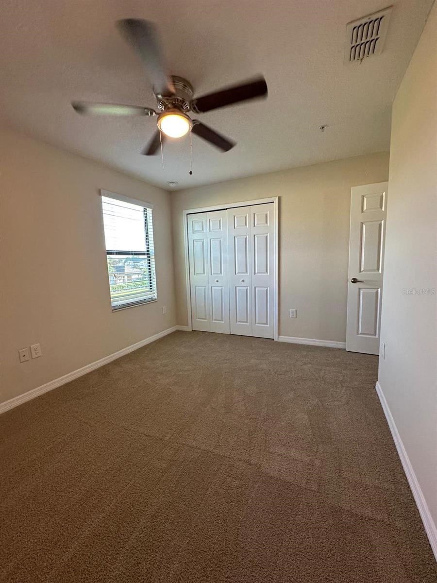 OAK RIDGE PLACE - Residential Lease