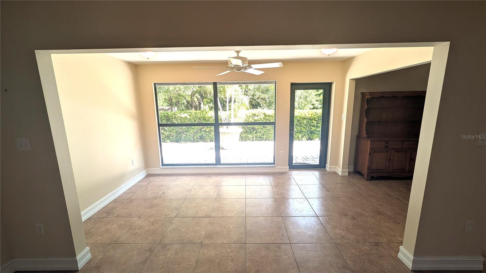 4615 OAK FOREST DRIVE E 22, SARASOTA, FL, 34231 2 4615 OAK FOREST DRIVE E 22
