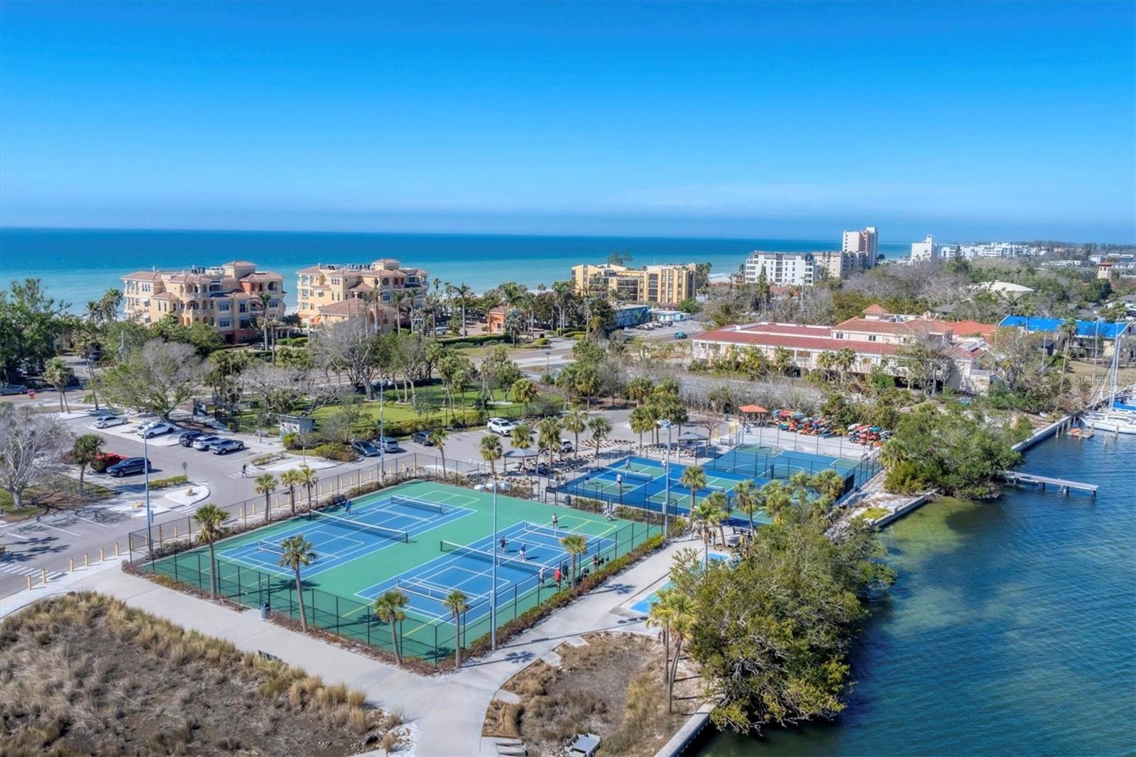 SUTTON PLACE - Residential Lease