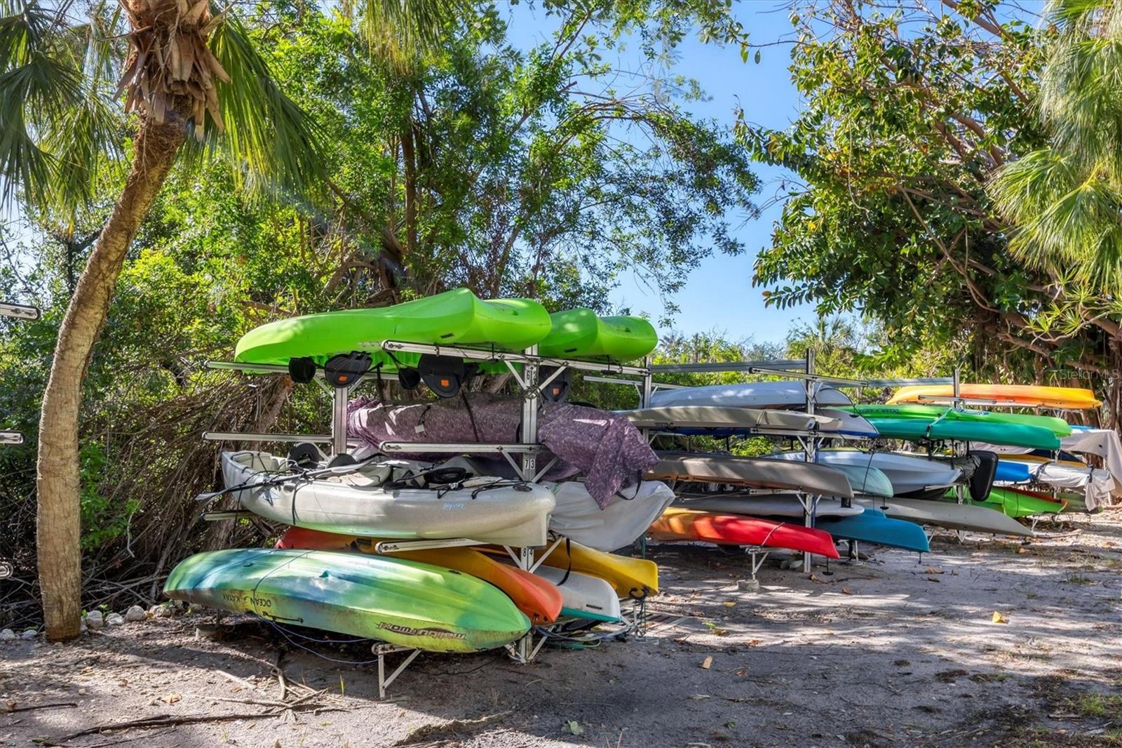 SUTTON PLACE - Residential Lease