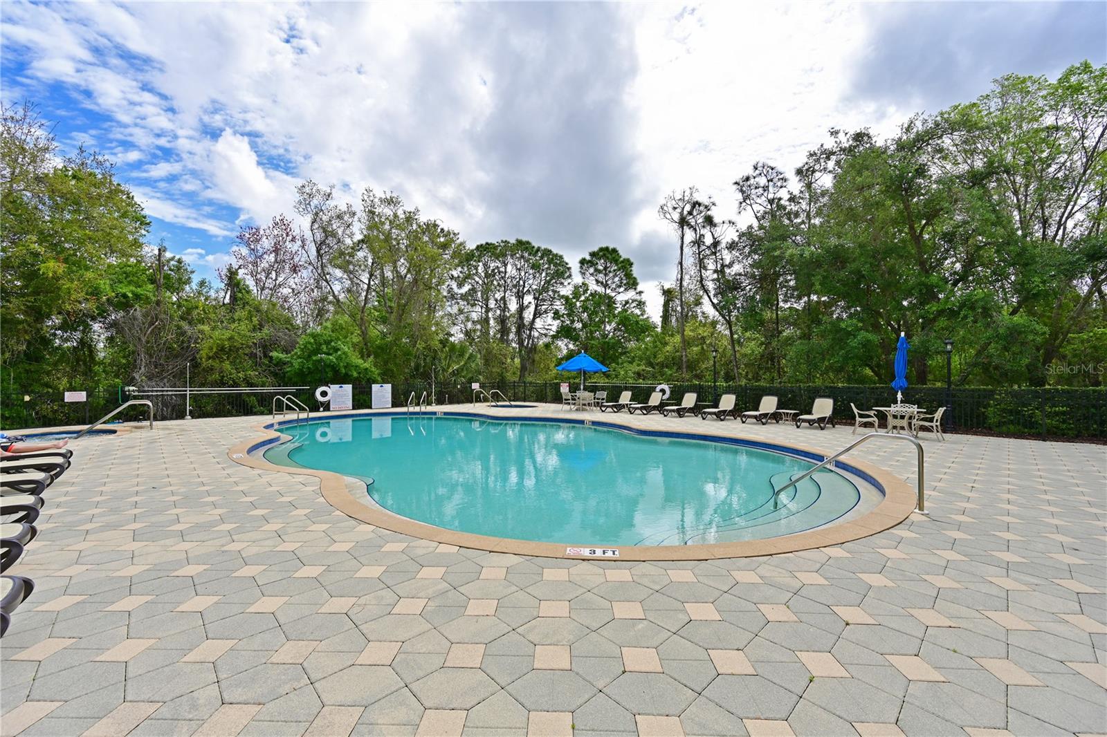 GRANDE OAKS PRESERVE - Residential