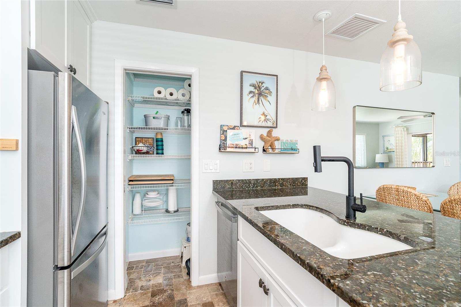 ISLAND HOUSE PH 01 BLDG 02 - Residential