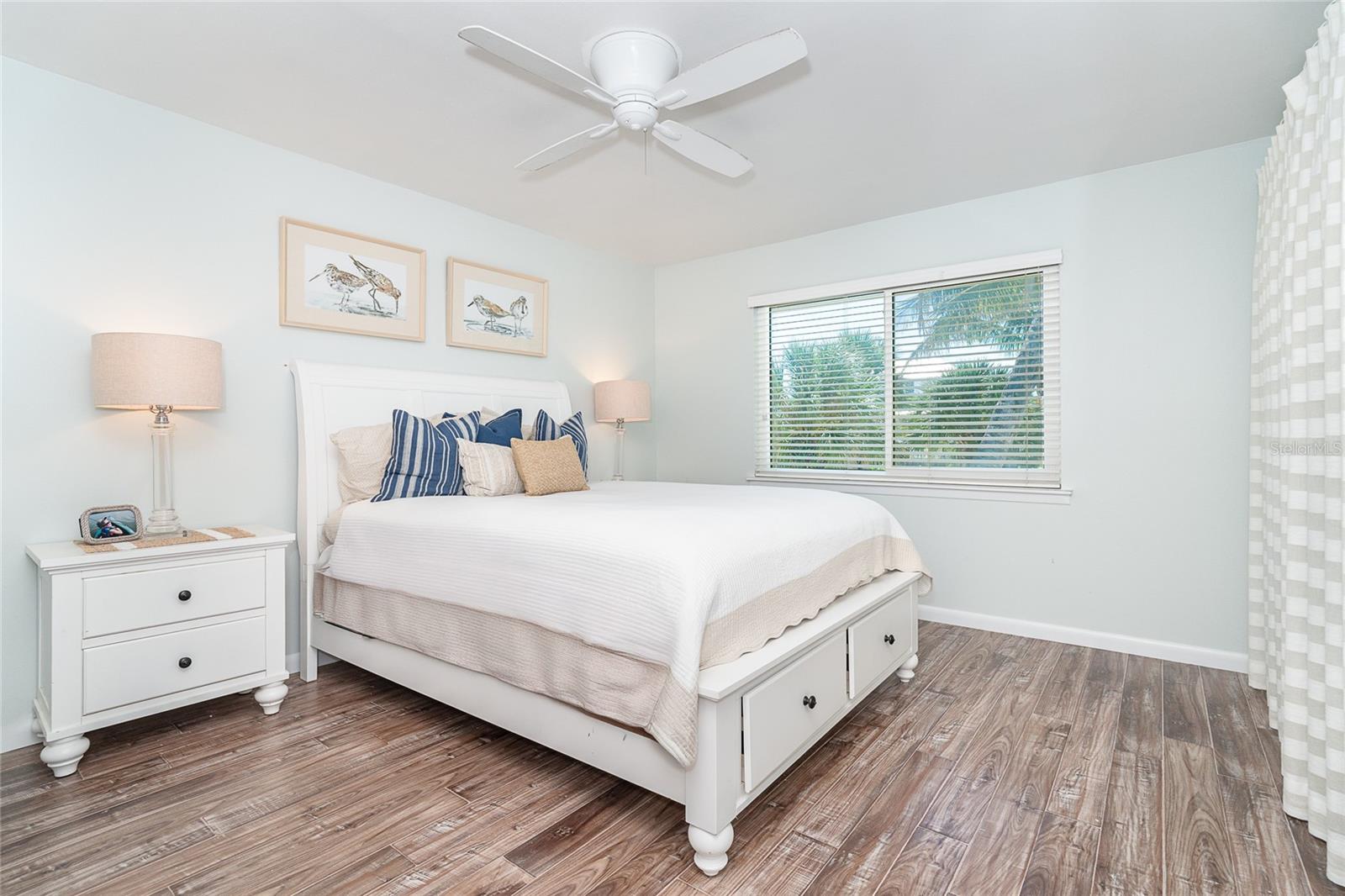 ISLAND HOUSE PH 01 BLDG 02 - Residential