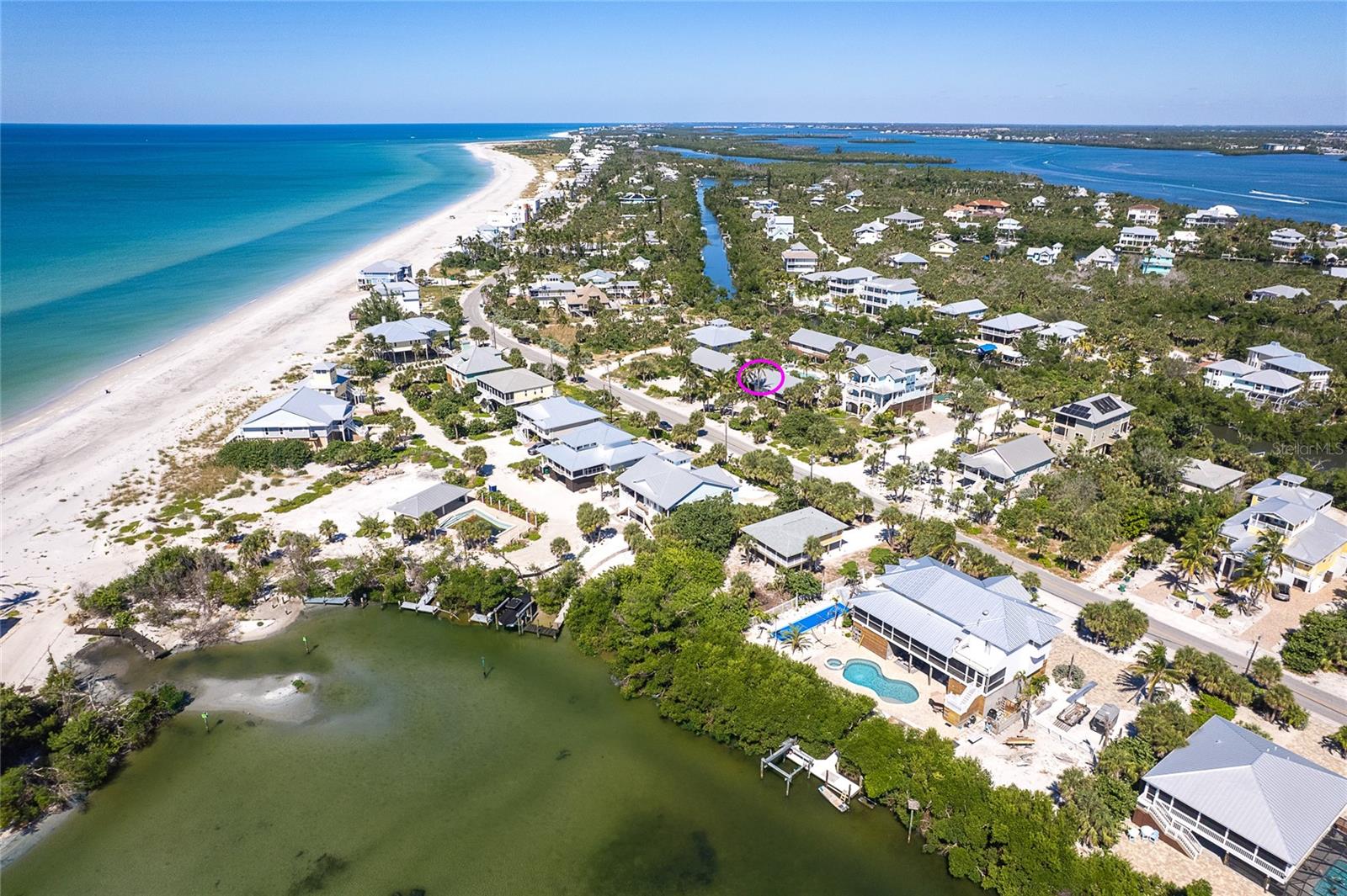 ISLAND HOUSE PH 01 BLDG 02 - Residential