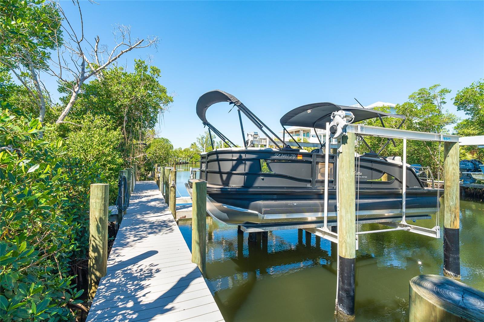 ISLAND HOUSE PH 01 BLDG 02 - Residential