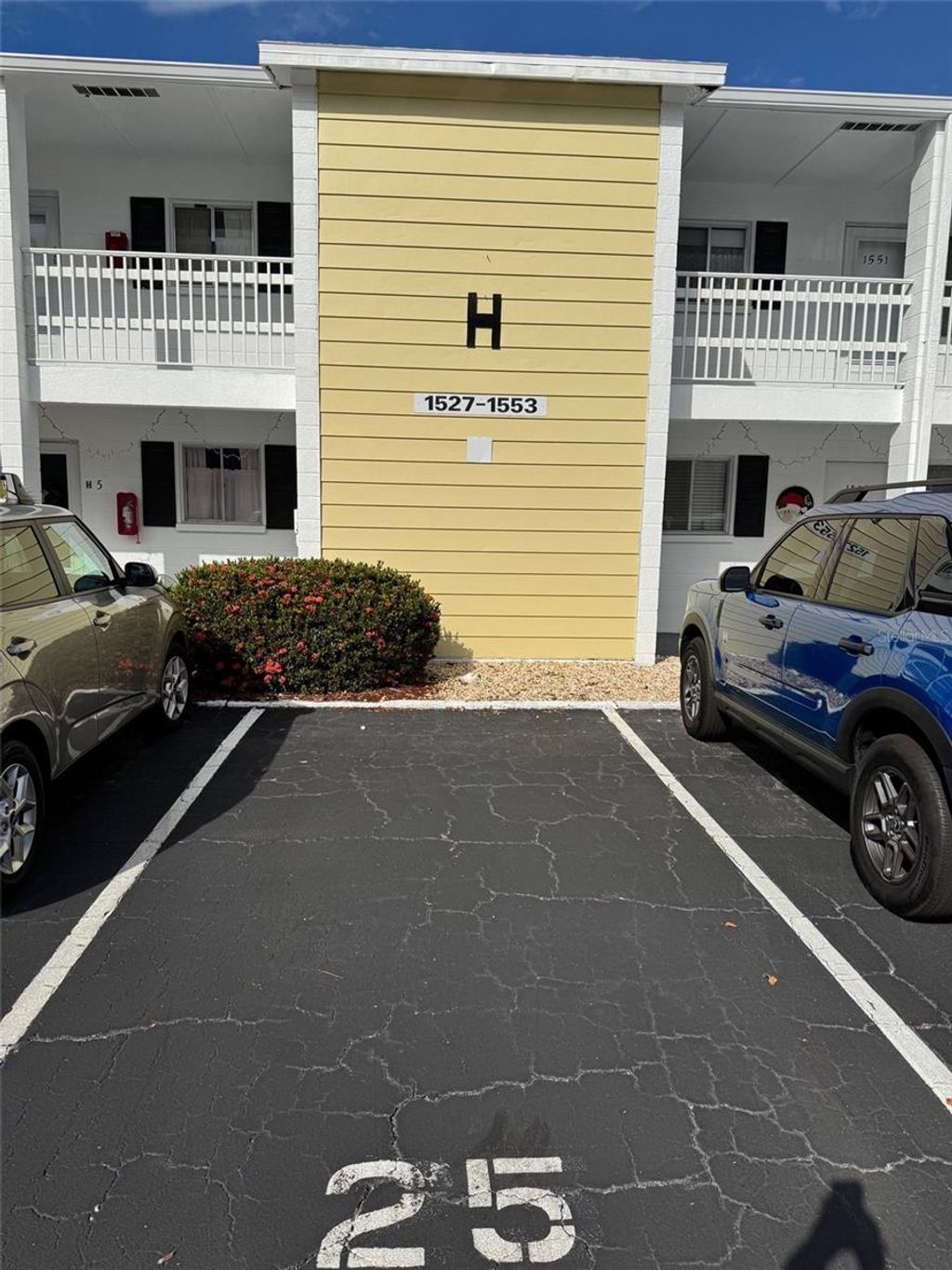 Photo of 1551 Pleasant Road #H26, Bradenton, FL 34207 (MLS # A4674516)