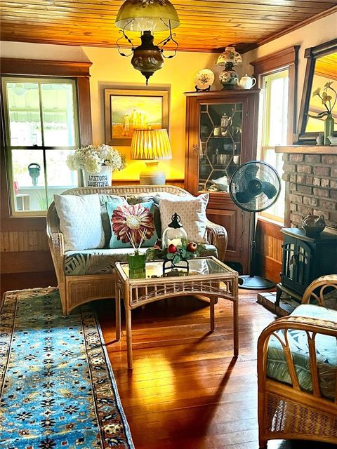 Tiny photo for 908 N Clayton Street, Mount Dora, FL 32757 (MLS # G5106143)