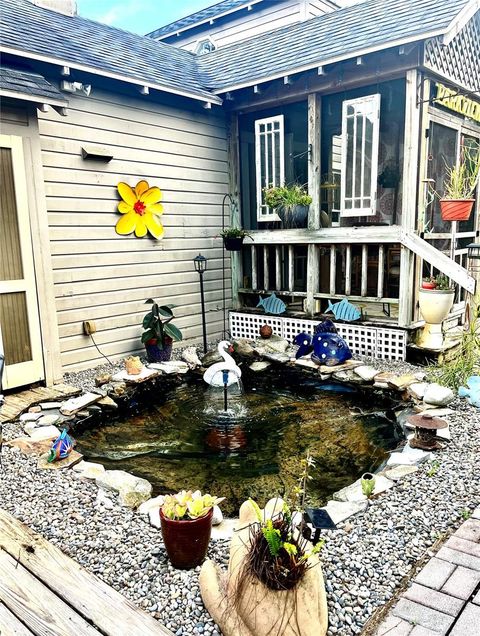 Tiny photo for 908 N Clayton Street, Mount Dora, FL 32757 (MLS # G5106143)