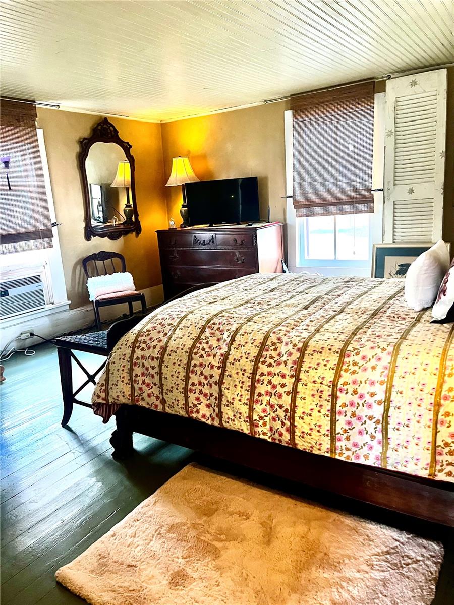 MOUNT DORA - Residential