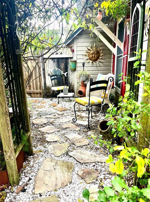 Tiny photo for 908 N Clayton Street, Mount Dora, FL 32757 (MLS # G5106143)