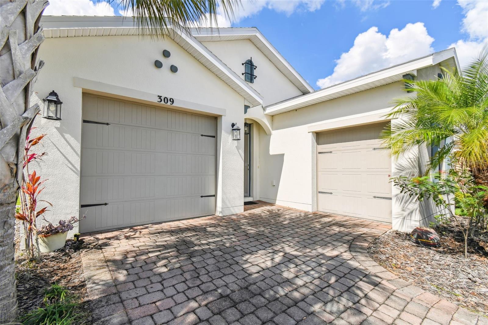 309 VESTRELLA DRIVE
