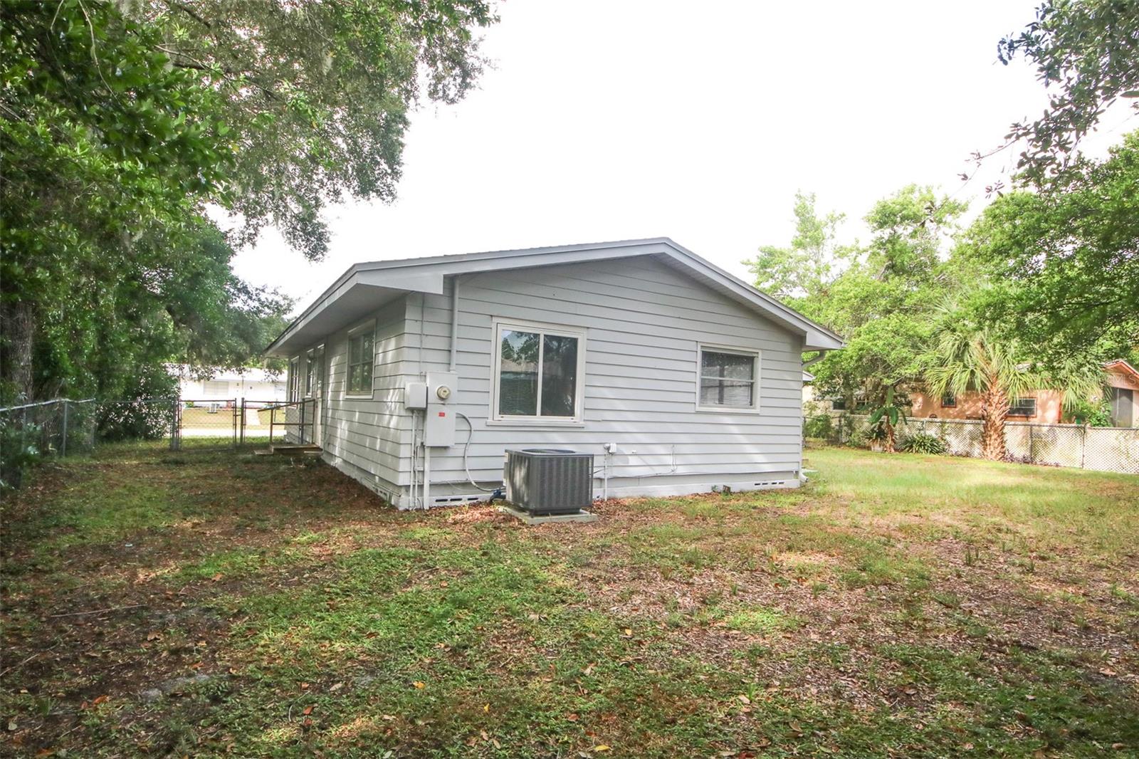SPRING HILL - Residential