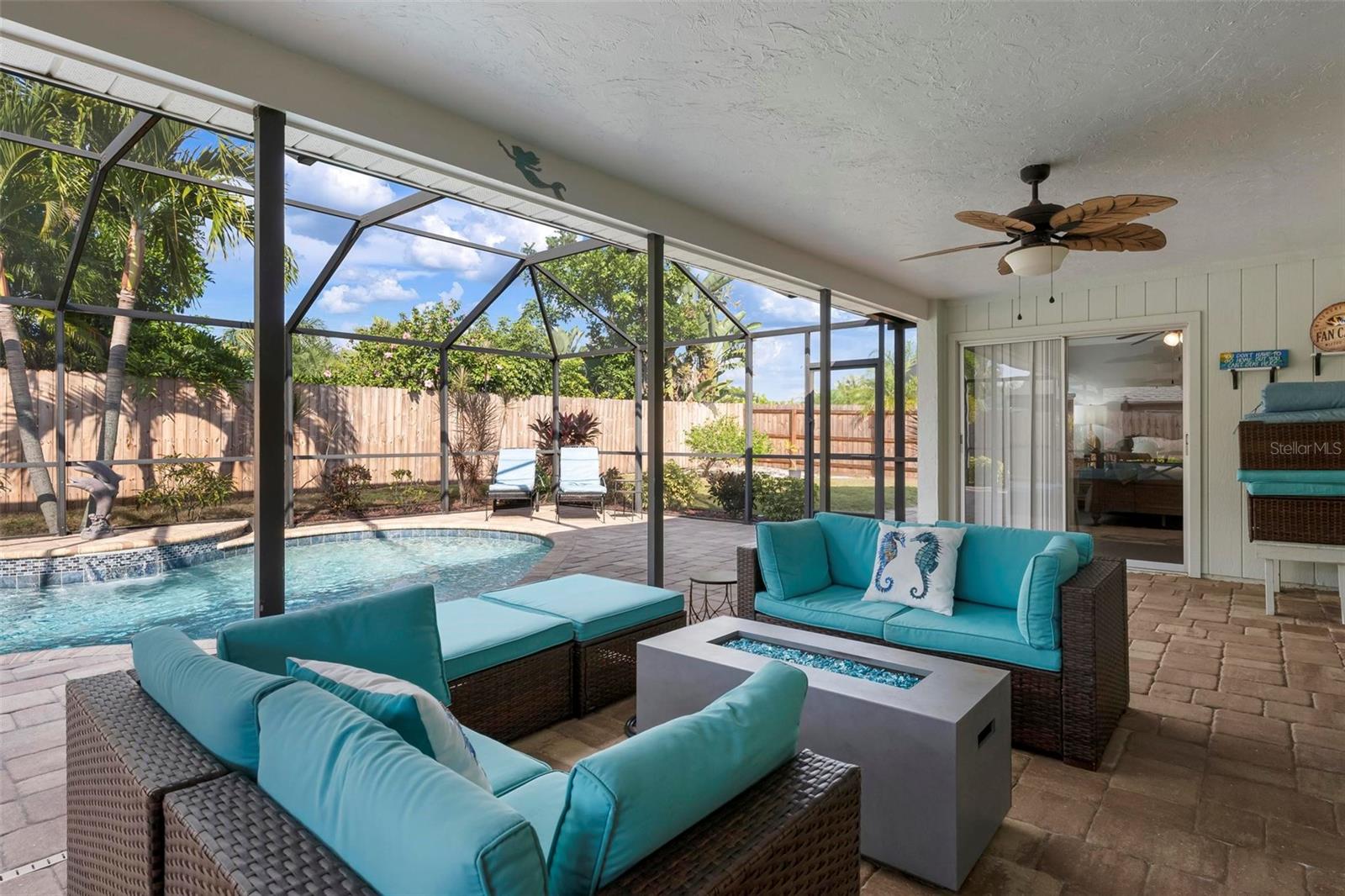 6552 WATERFORD CIRCLE