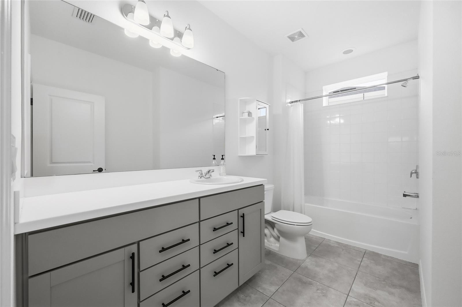 HIGHLANDS/SUMMERLAKE GRVS PH 3 - Residential