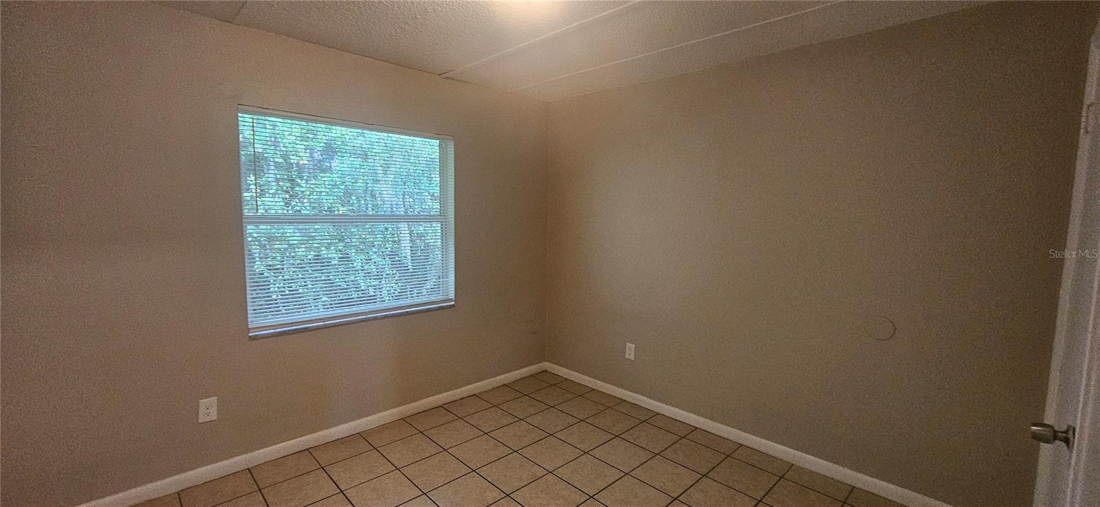 ELLICHS - Residential Lease