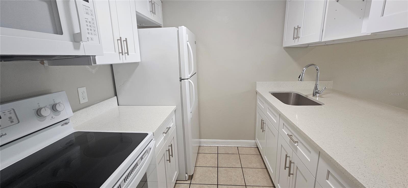 ELLICHS - Residential Lease