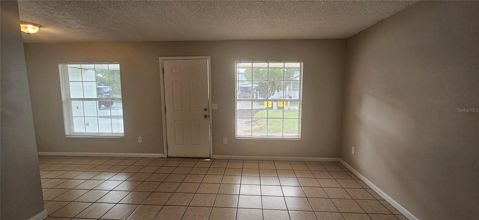 ELLICHS - Residential Lease