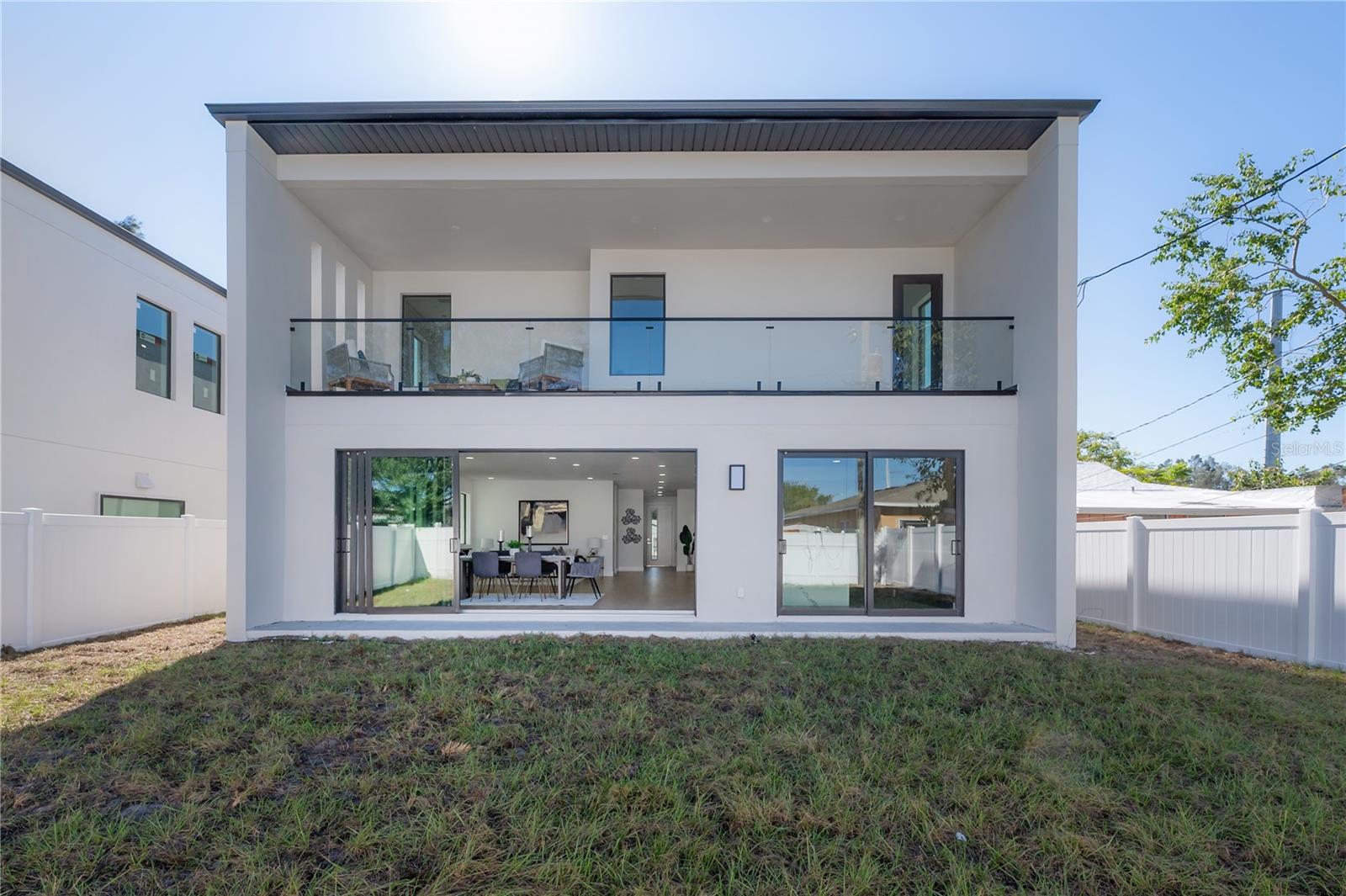 AVALON - Residential Lease