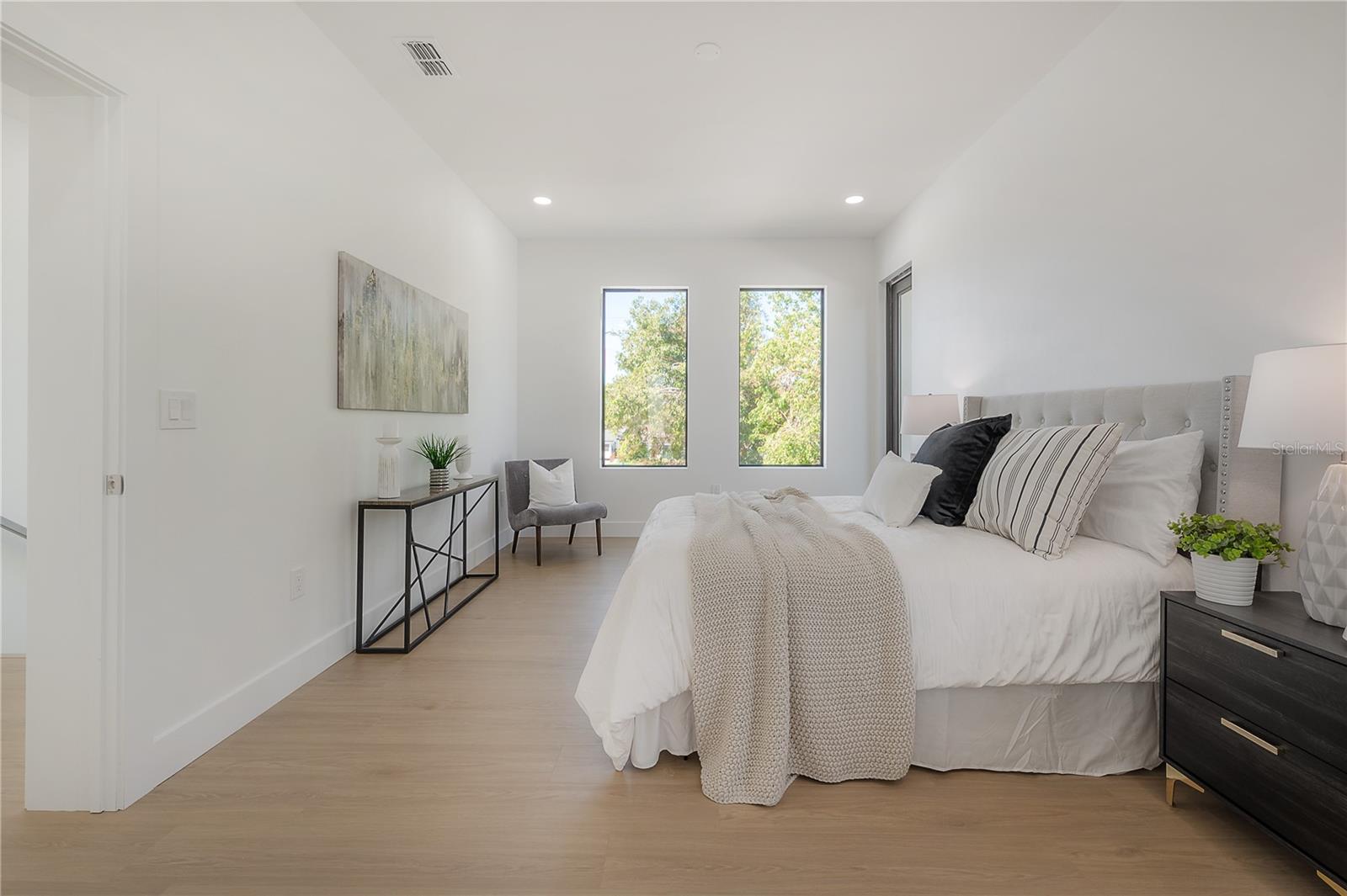 AVALON - Residential Lease