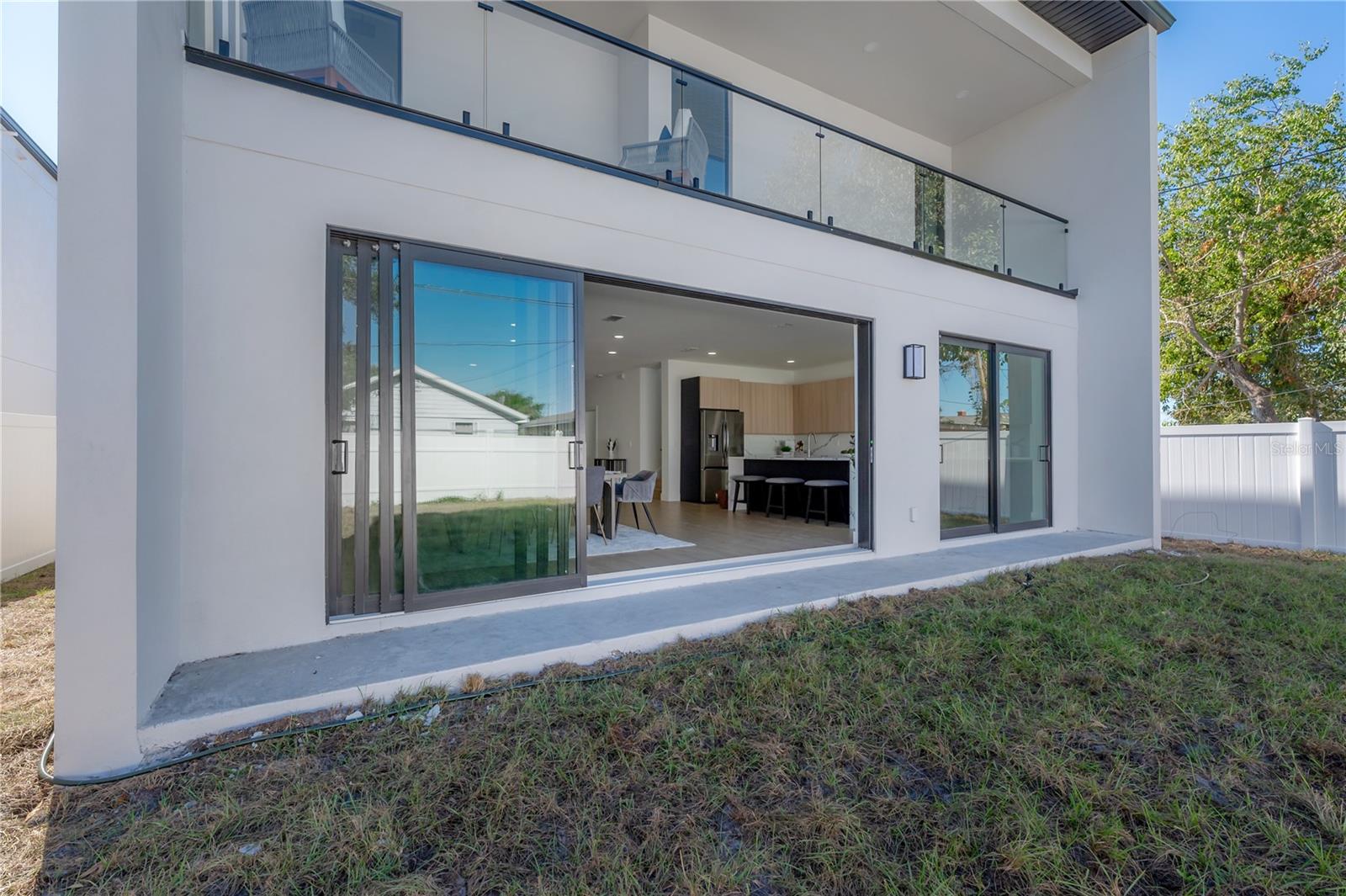 AVALON - Residential Lease