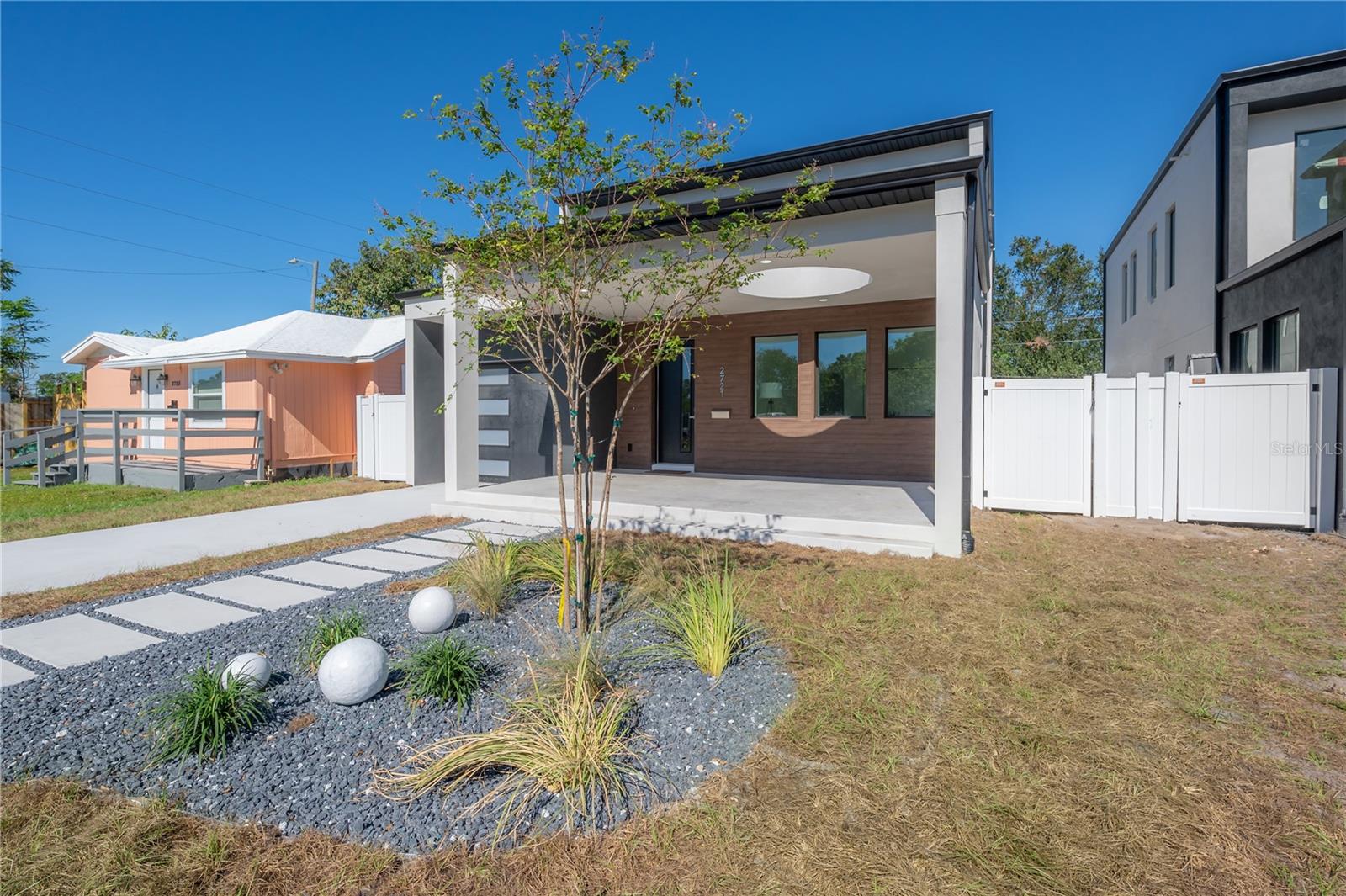 AVALON - Residential Lease